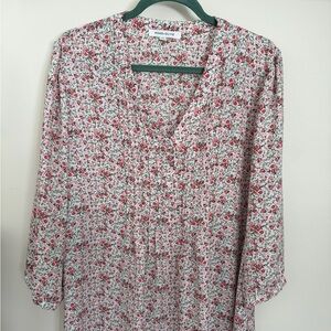 Rose & Olive pink and White Floral Blouse